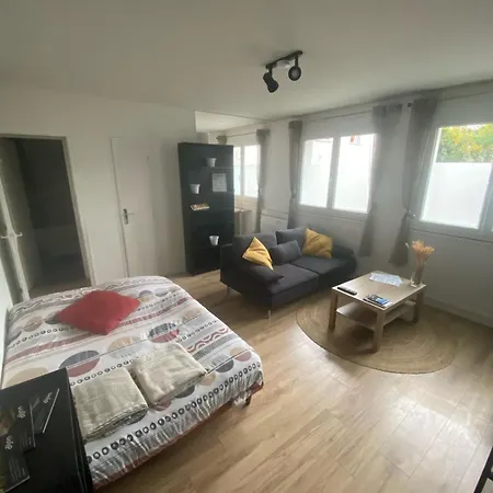 - Grand Proche Parc Darcy & Gare Apartment